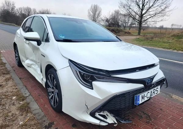 Toyota Corolla cena 41900 przebieg: 27800, rok produkcji 2021 z Siemiatycze małe 92